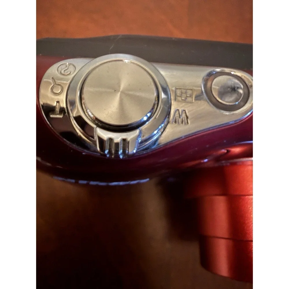 Nikon COOLPIX L30 Red Compact Digital Camera 20.1MP 5x Optical Zoom Tested